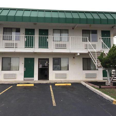 Q Lodging Extended Stay San Antonio Exteriör bild